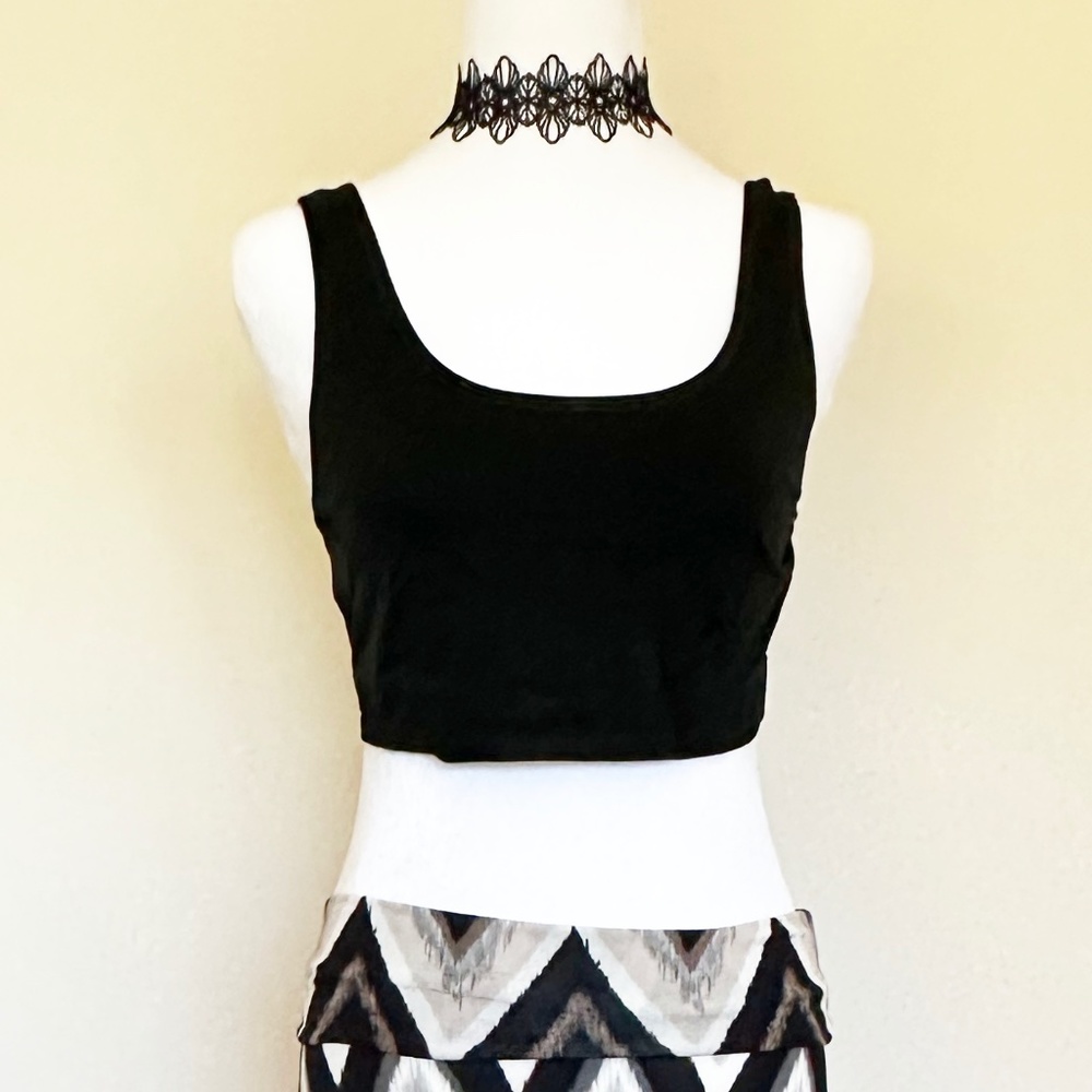 Promesa maxi skirt, size medium with a black & tan diagonal pattern